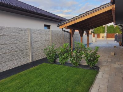 Prečo by mal byť nainštalovaný betónový plot pre súkromný dom